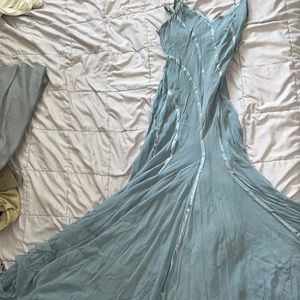 Long blue dress